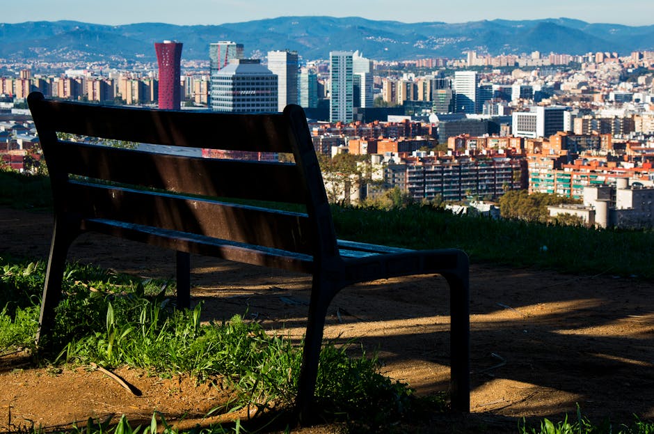 Barcelona park garden bench view