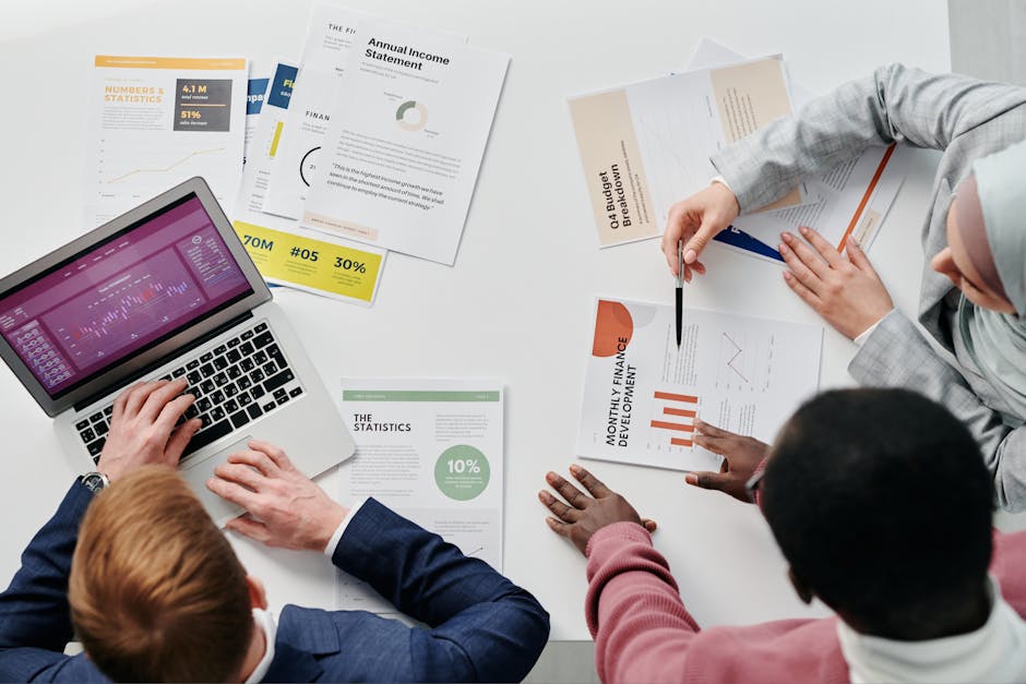 diverse team reviewing finances Hamburg