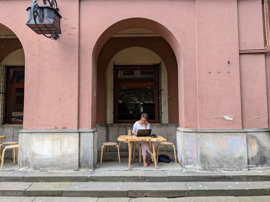 foreign entrepreneur working on laptop Poland