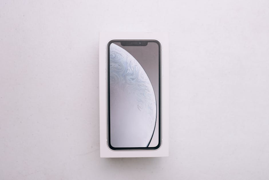 smartphone packaging in box