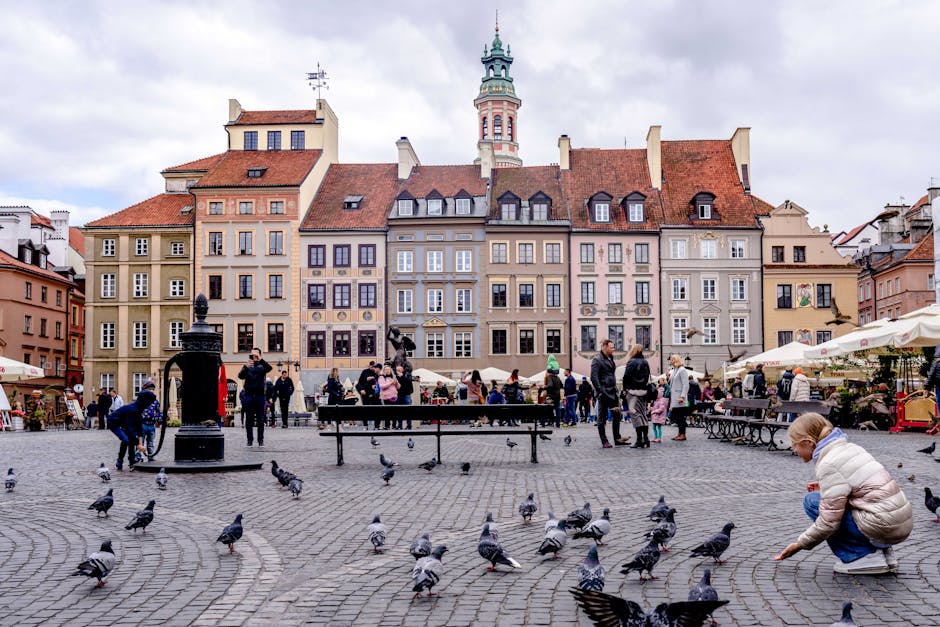 Warsaw old town market square at night