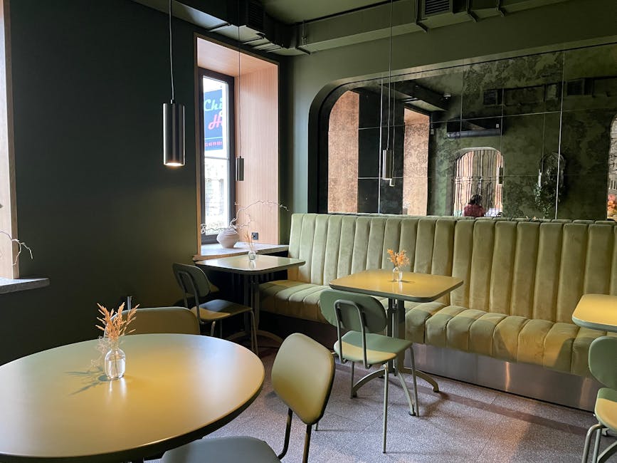 Warsaw restaurant interior wooden tables