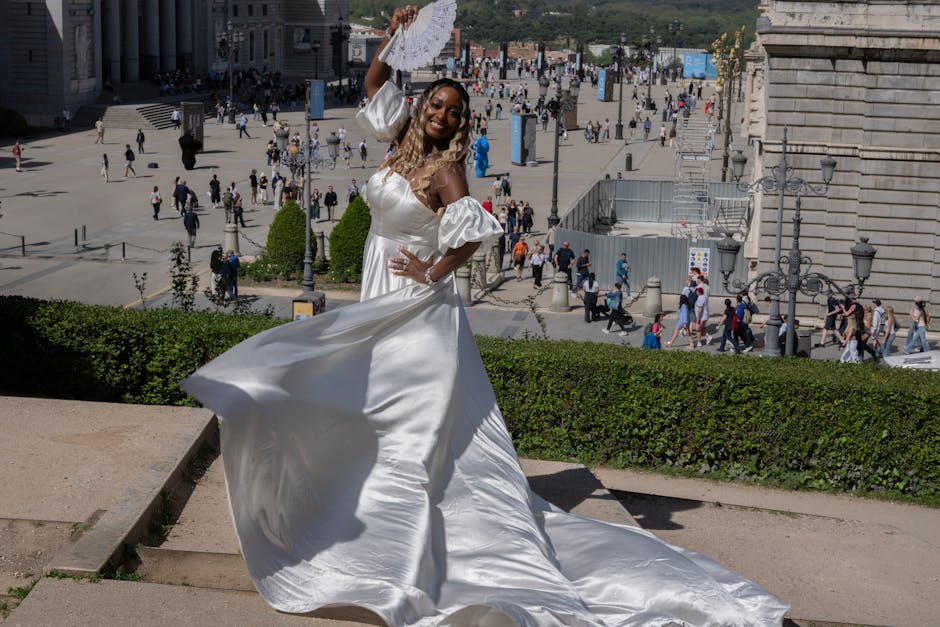 woman wearing natural linen dress in Madrid city